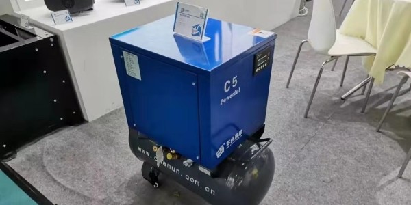 220V單相電永磁變頻螺桿空壓機-C4面市