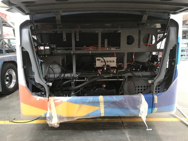 服務(wù)客戶現(xiàn)場