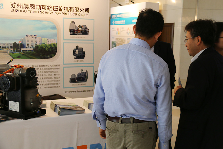 無油空壓機(jī)